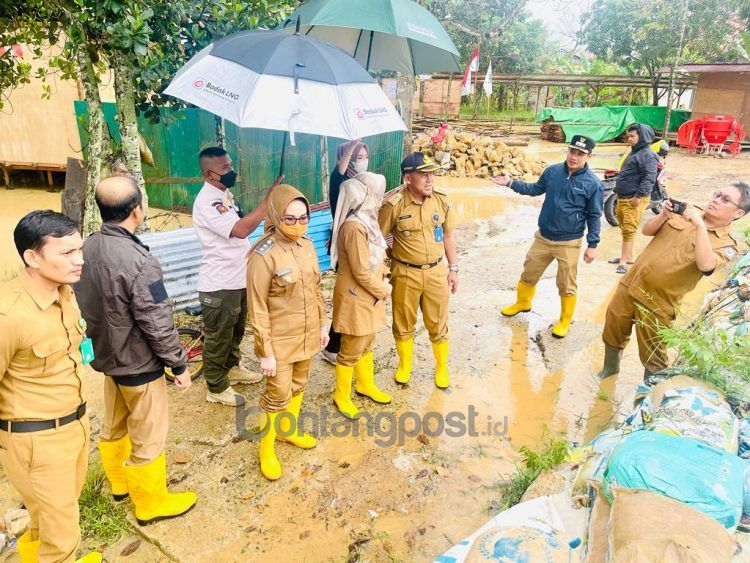 Wawali Najirah tinjau tanggul di Gunung Elai, sebut dampak banjir mulai berkurang