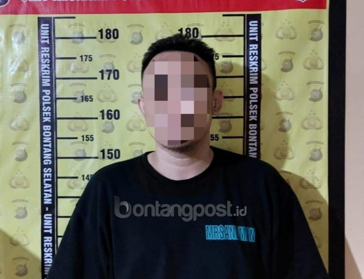 Tersangka ditahan di Mapolsek Bontang Selatan