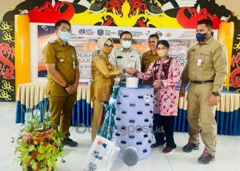 Memungut Untung dari Sampah Menggunung