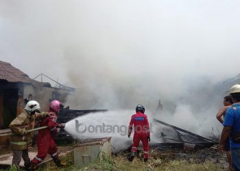 Sempat Terdengar Ledakan, Total Enam Rumah Ludes Dilahap si Jago Merah di Tanjung Laut