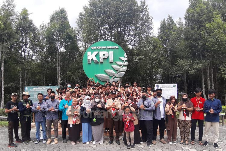 Penutupan kegiatan Perjusami di Hutan Kota Wana Khatulistiwa (Rera/bontangpost.id)