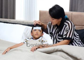 Simak Pertolongan Pertama jika Anak Sakit saat Liburan Akhir Tahun