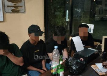 Mabuk-mabukan di Lapangan Kampung Baru, 4 Pria Diamankan Polisi