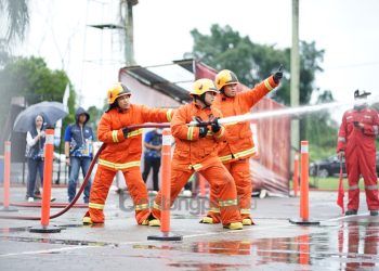 Latih Kesigapan Karyawan Tangani Kebakaran, Pupuk Kaltim Gelar Fire and Rescue Competition