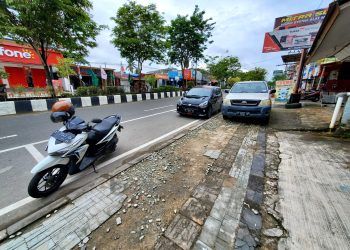 Trotoar Rusak di Jalan Ahmad Yani Diperbaiki Tahun Ini