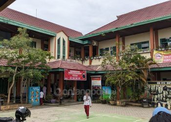 Dinding dan Plafon Rusak di SDN 012 Bontang Selatan Butuh Perbaikan