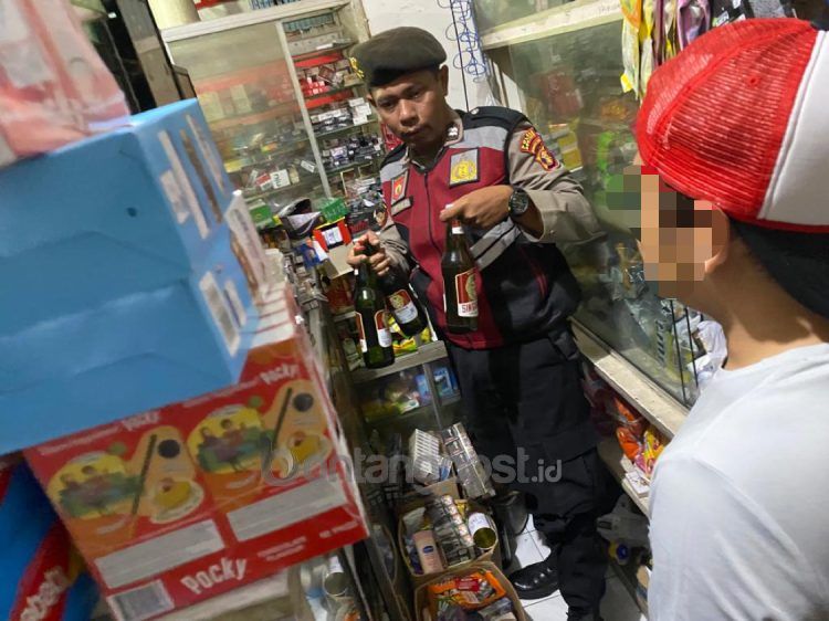 Warung kelontong di Berbas Pantai kedapatan jual miras ilegal