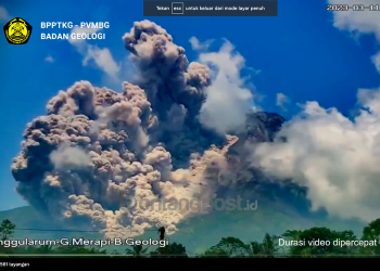 Gunung Merapi Erupsi, Luncurkan Awan Panas hingga Tujuh Kilometer