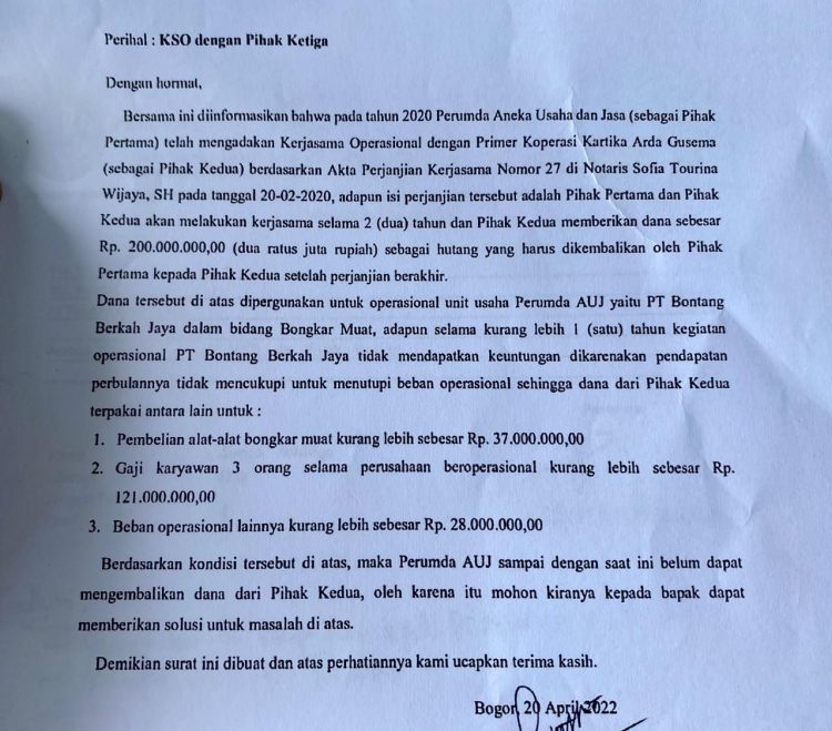 Lembar dokumen bukti kerja sama peminjaman uang antara Perumda AUJ dengan pihak kedua