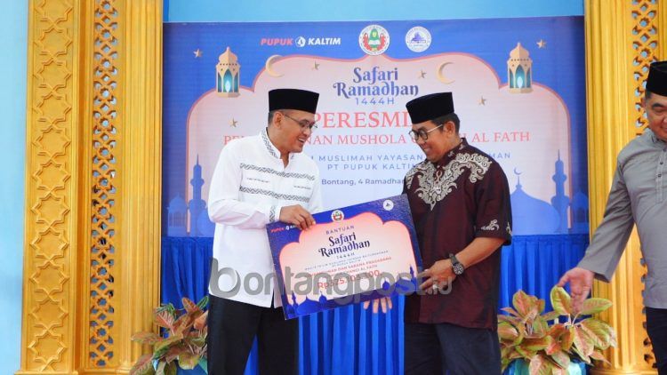 Safari Ramadan Pupuk Kaltim sekaligus pemberian bantuan peningkatan fasilitas ibadah
