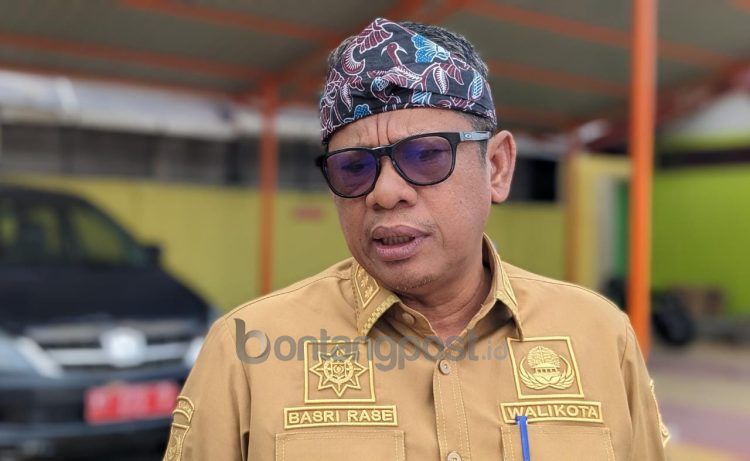 Wali Kota Bontang Basri Rase (Nasrullah/bontangpost.id)