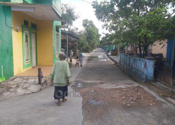 Langganan Banjir, Jalan Banyak Lubang, RT 12 Api-Api Butuh Semenisasi