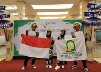 Terinspirasi Kekayaan Alam, Empat Pelajar Bontang Raih Penghargaan di Ajang Teknologi Internasional