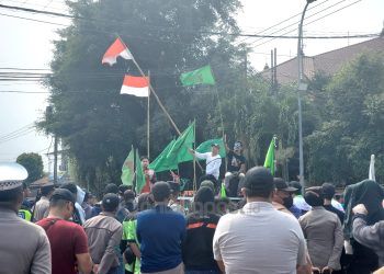 Aksi Hari Buruh, Massa Sebut Pekerja dari Luar Bontang Tambah Angka Pengangguran