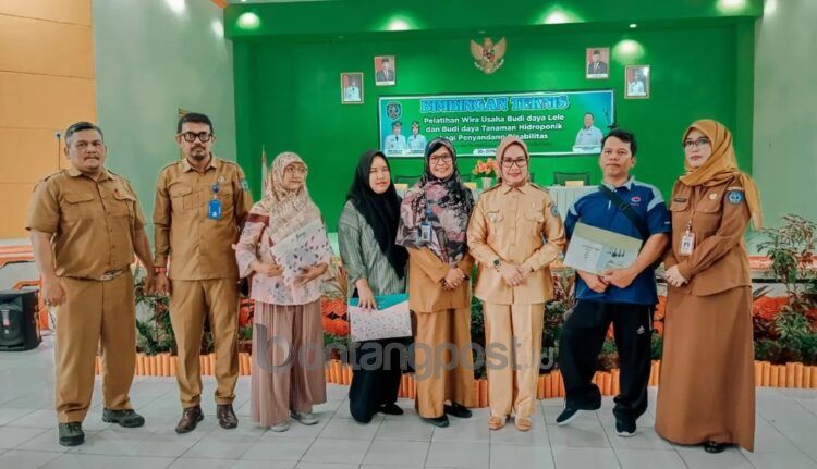 Wawali Najirah hadiri pelatihan pelatihan wirausaha budidaya ikan lele dan tanaman hidroponik yang dilaksanakan Dinas Sosial dan Pemberdayaan Masyarakat