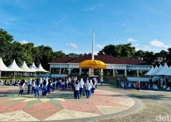 Wali Kota Bontang Boyong 100 Orang ke Acara HUT Bone