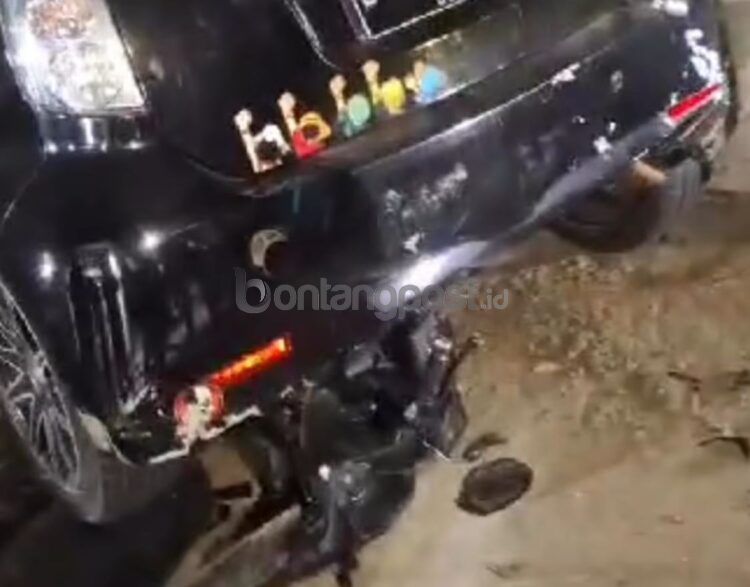 Kecelakaan di depan Lang-Lang sebabkan dua pengendara motor mengalami luka