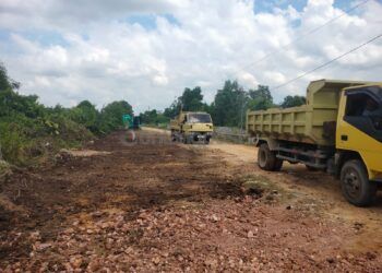 Berkali-kali Warga Swadaya, Perbaikan Jalan di Bontang Kuala Akhirnya Dianggarkan Pemkot