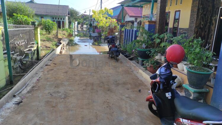 Banjir rob di Kelurahan Bontang Kuala mulai surut (Lutfi/bontangpost)