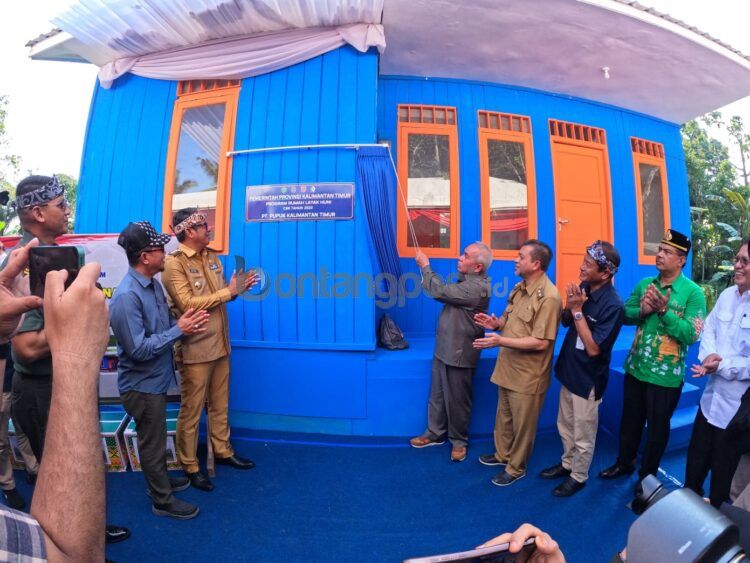 Peresmian RLH oleh Gubernur Kaltim Isran Noor. (Korkom Pupuk Kaltim)