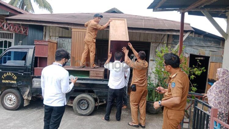Proses relokasi warga ke Rusunawa (ist)