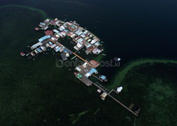 PLTS Kampung Malahing Rusak sejak 2018, Warga Siasati Gelap dengan Lilin