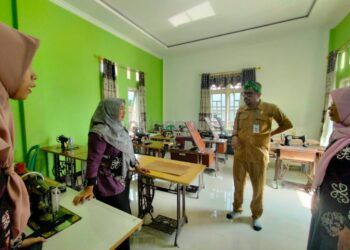 Tingkatkan Keahlian, Puluhan Peserta Ikuti Pelatihan Tata Busana di LPK Cahaya Berkah