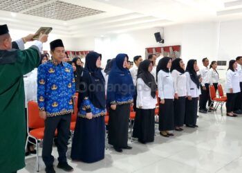 Kembali Mutasi Pegawai, Basri Ingatkan Jangan Ikut-ikutan Berpolitik
