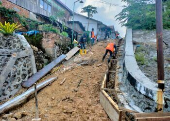 Perbaikan Jalan di RT 16 Loktuan Dimulai, Sempat Terkendala Cuaca