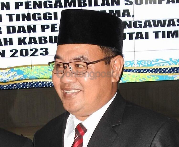 Kadis DLH Kutim Armin Nazar