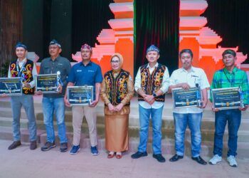 Komitmen Dukung Peningkatan Penerimaan Negara, Pupuk Kaltim Boyong Penghargaan KPPBC Bontang