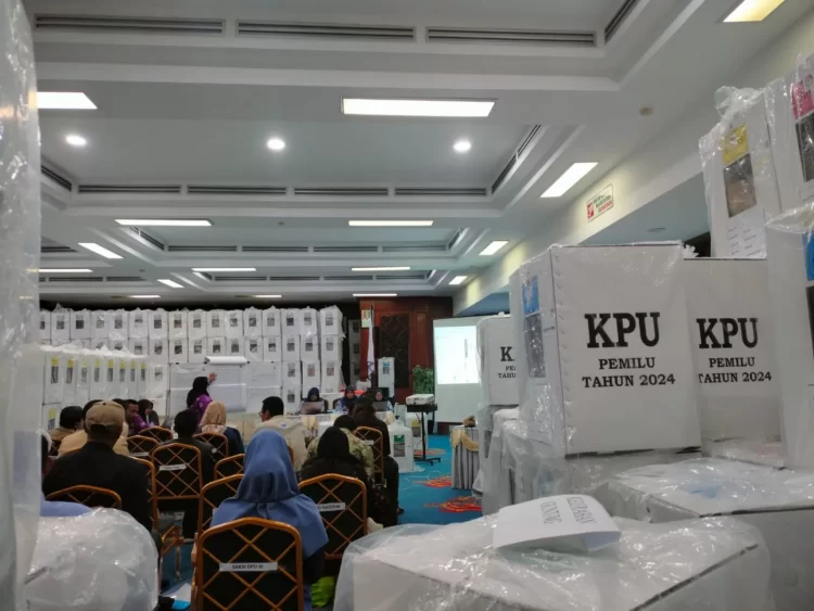 Proses perekapan suara pileg di tingkat kota Bontang telah selesai. (ADIEL KUNDHARA/KP)