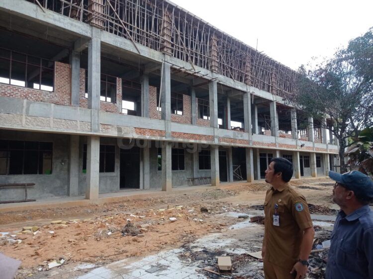 Gedung ruang kelas SMP 1 membutuhkan lanjutan pembangunan
