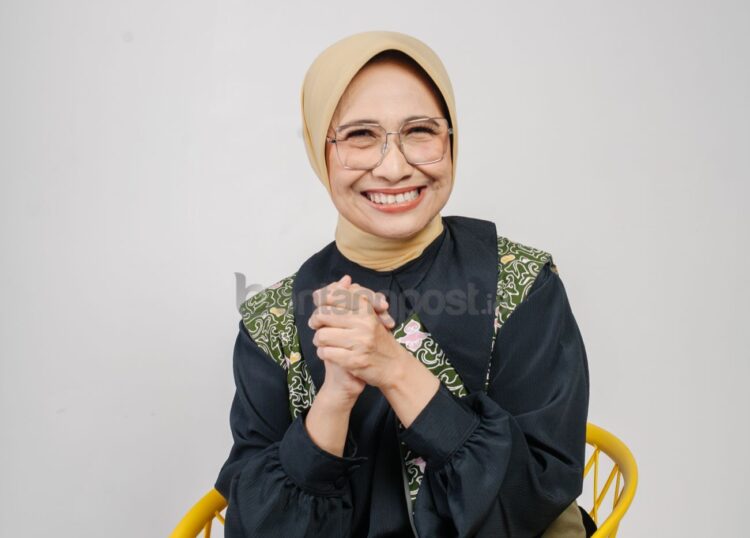 Hetifah Sjaifudian salah satu petahana yang kini kembali melenggang ke Senayan dari Dapil Kaltim