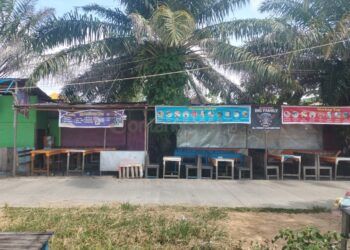 Pujasera Lang-Lang Bakal Tutup sampai November, Tunggu Pagar Selesai Dikerjakan