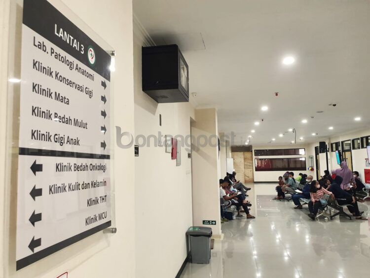 Ruang tunggu layanan klinik di Lantai 3, Gedung Bengkirai, RSUD Bontang.