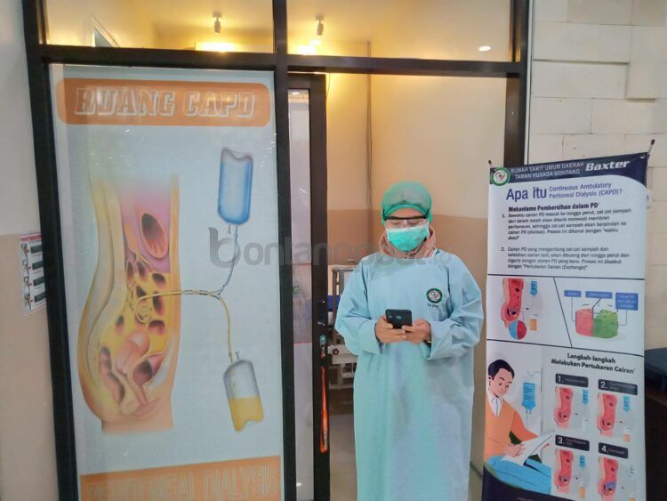 Komitmen kembangkan pelayanan dengan penambahan Layanan CAPD, di Ruang Hemodialisa, Lantai 2, gedung RSUD Bontang. (Dok/Humas RSUD)