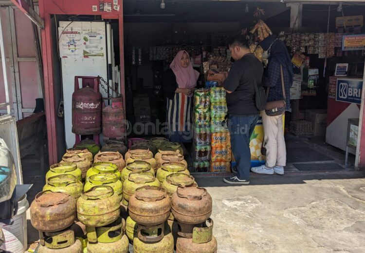 Pangkalan gas elpiji di Tanjung Laut mengalami kekosongan (Nasrullah/bontangpost.id)