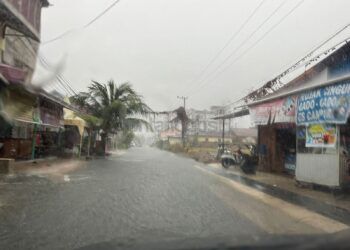 Hujan Deras Guyur Bontang, Sejumlah Ruas Jalan Tergenang