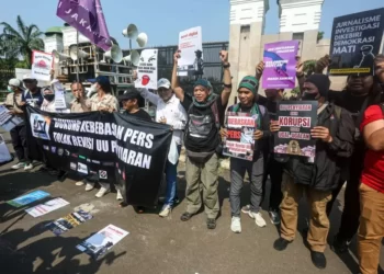 RUU Kementerian Lolos, RUU Penyiaran Ditunda