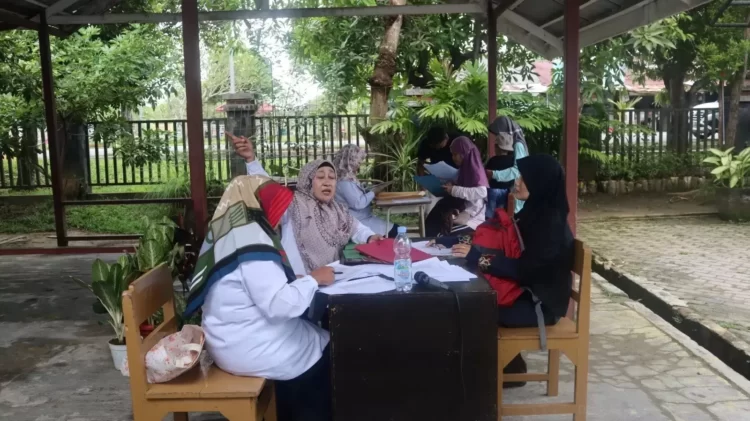 Para orangtua siswa yang ingin menyekolahkan anaknya ke jenjang SMA harus memahami aturan baru terkait sistem zonasi. Karena tahun ini berbeda dengan tahun sebelumnya.