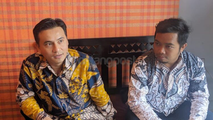 Tim Kuasa Hukum Basri Rase dan Chusnul Dihin ajukan keberatan ke Bawaslu Bontang (Nasrullah/bontangpost.id)