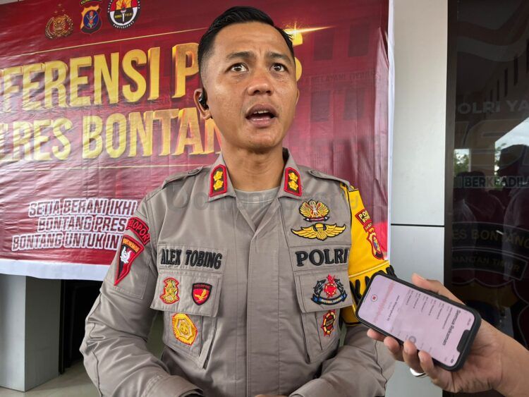 Kapolres Bontang AKBP Alex Frestian Lumban Tobing (Yulianti Basri/bontangpost.id)