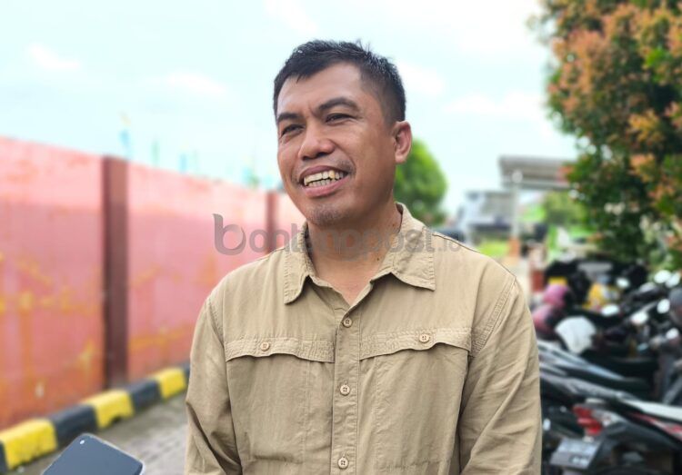 Kabid Tata Ruang dan Bangunan Dinas Pekerjaan Umum dan Penataan Ruang Kota (PUPRK) Bontang Robysai Manassa Malisa (Nasrullah/bontangpost.id)