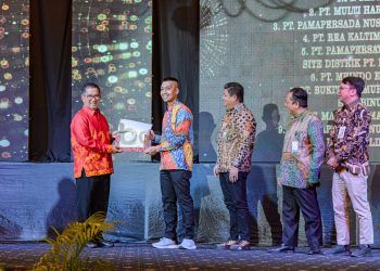 Wujudkan Lingkungan Kerja Aman dan Sehat, Pupuk Kaltim Raih Penghargaan K3 dari Pemprov Kaltim