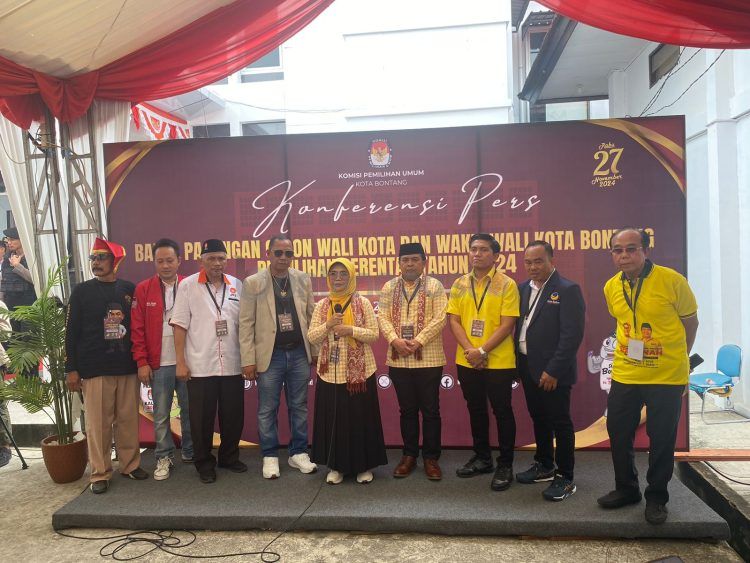 Bapaslon Neni-Agus Haris resmi mendaftarkan diri ke KPU Bontang (Nasrullah/bontangpost.id)