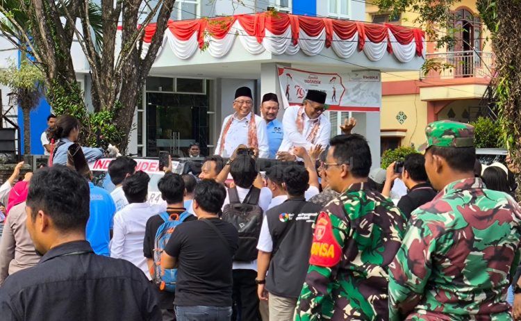 Basri Rase-Chusnul Dihin mendaftar sebagai bapaslon kepala daerah di KPU Bontang (Hasyim/bontangpost.id)