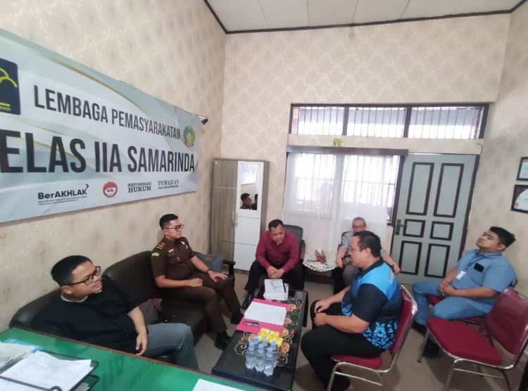 Berkas tersangka Yudi Lesmana yang diduga terjerat kasus tipikor siap dilimpahkan ke Pengadilan Tipikor Samarinda. (FOTO: ADIEL KUNDHARA/KP)