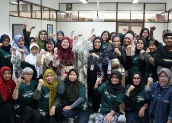 Kembangkan Sektor Ekraf, Pupuk Kaltim Sasar Peluang Batik Eco Print bagi Mitra Binaan