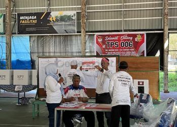 Neni-Agus Unggul di TPS Depan Rumah Jabatan Wali Kota Bontang